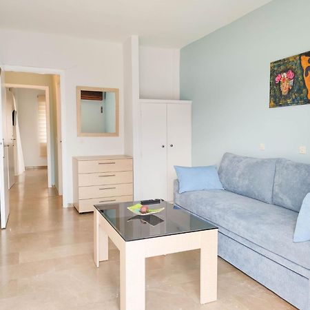 טולון Akrotopi Apartments & Studios מראה חיצוני תמונה