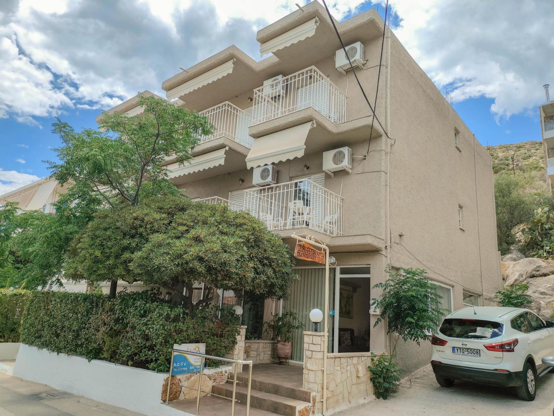טולון Akrotopi Apartments & Studios מראה חיצוני תמונה