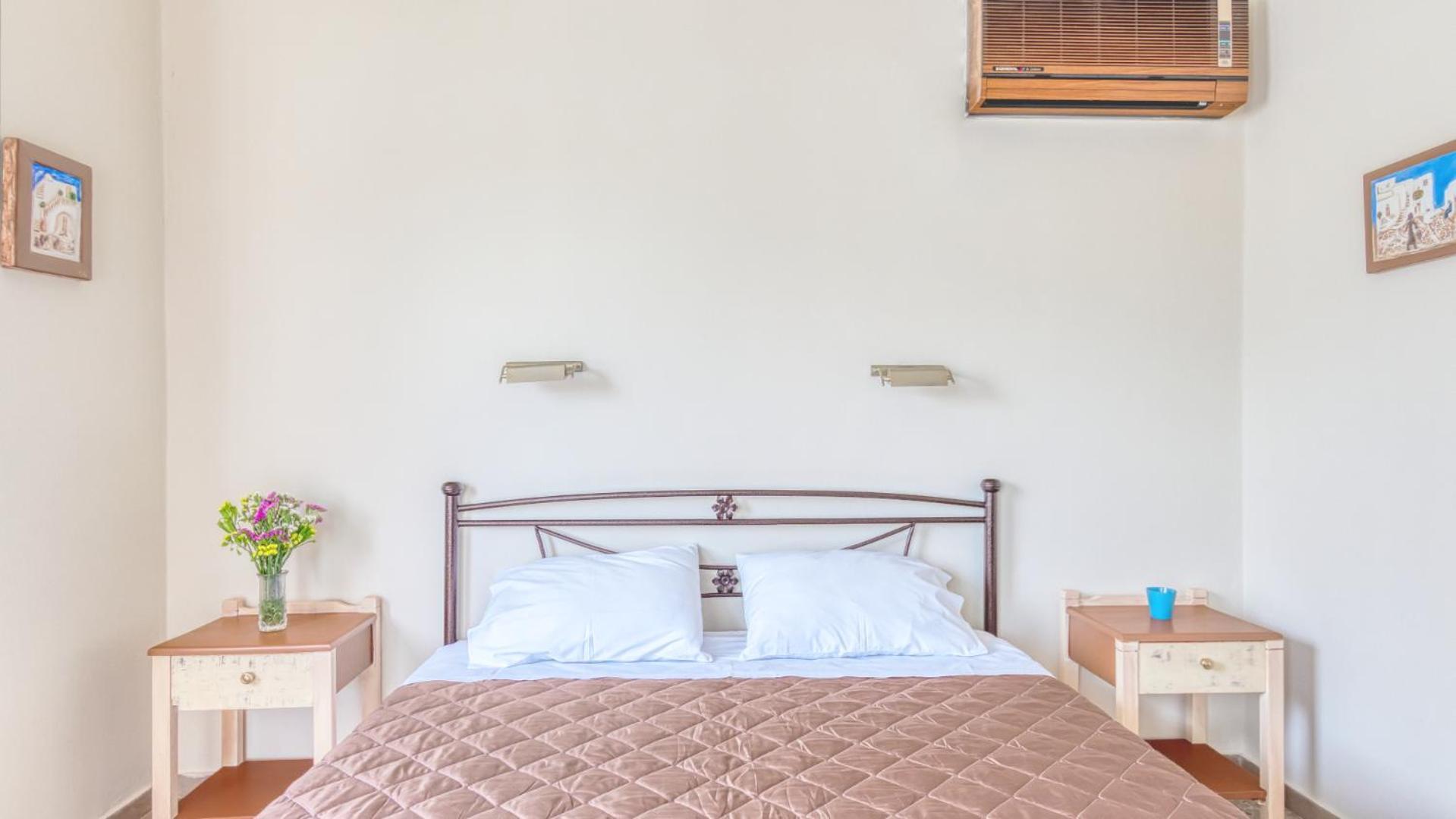 טולון Akrotopi Apartments & Studios מראה חיצוני תמונה