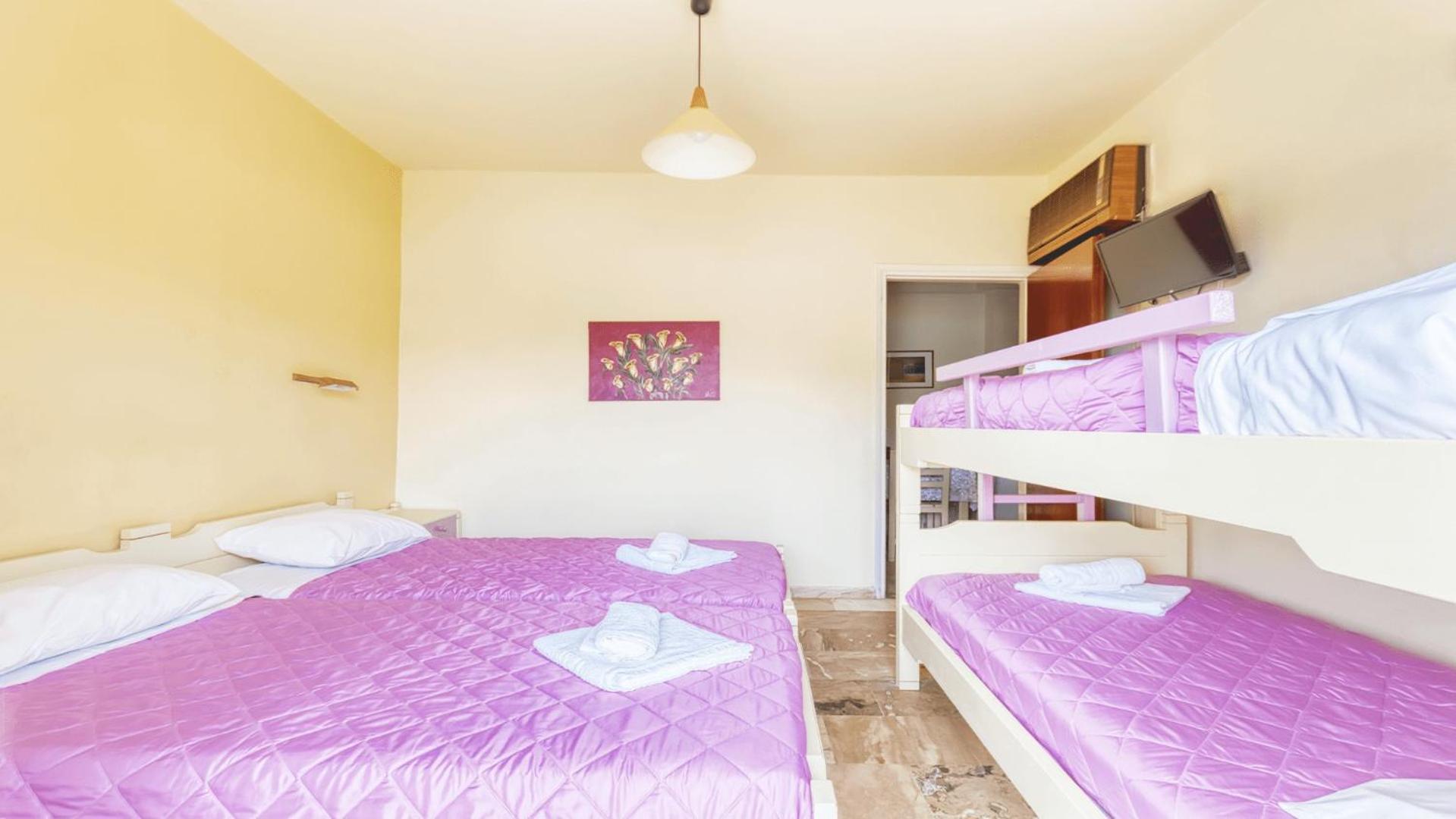 טולון Akrotopi Apartments & Studios מראה חיצוני תמונה